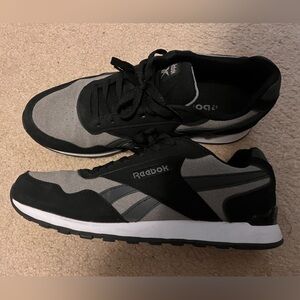 Reebok Classic shoes men’s 11